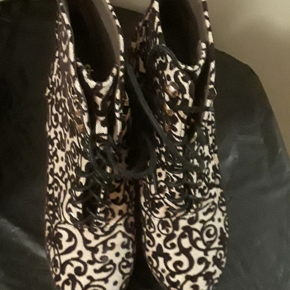 They are too narrow and a bit high!